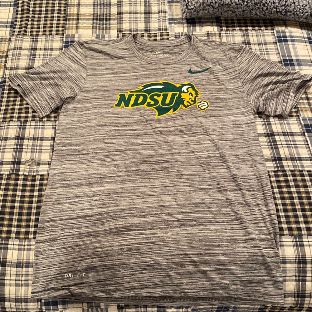 Men’s Nike Dri-Fit North Dakota State Shirt
